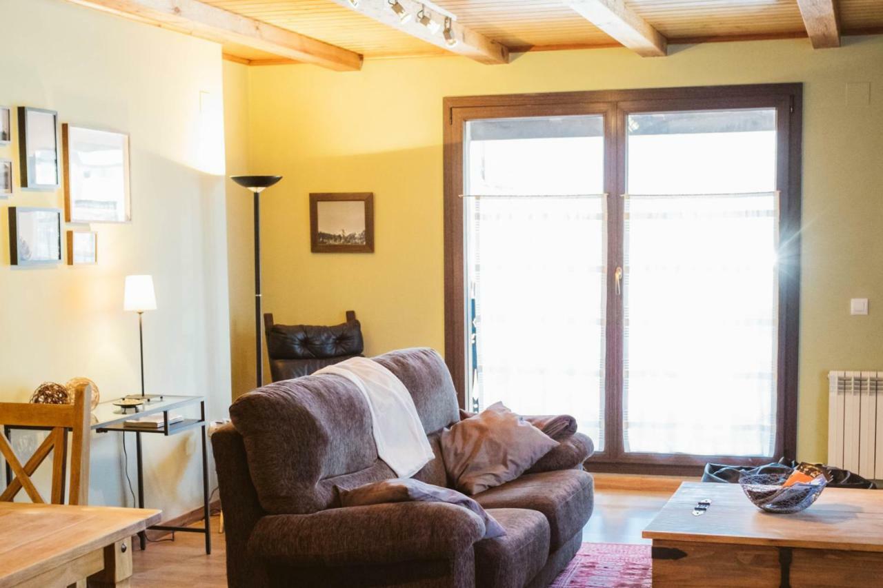 Apartamento Garona Les Exteriér fotografie